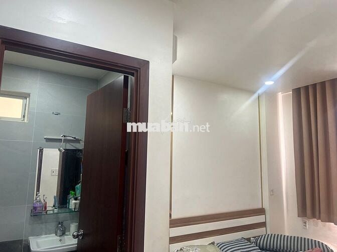 CHÍNH CHỦ BÁN CĂN HỘ CÒN MỚI, DỌN VÀO Ở NGAY, TIẾP NGƯỜI THIỆN CHÍ