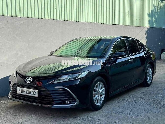 Toyota Camry 2.0G 2023 Đen Số tự động