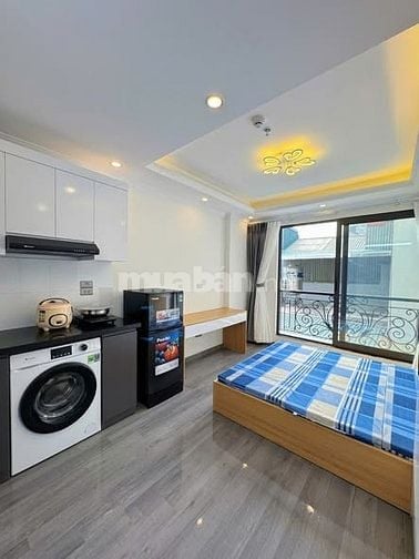 Giảm 500K cho bạn nào vào ở luôn phòng full đồ ban công ngõ 135 Đội Cấ