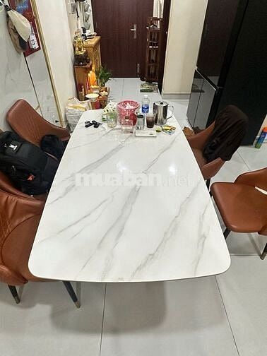 CHÍNH CHỦ BÁN CĂN HỘ CÒN MỚI, DỌN VÀO Ở NGAY, TIẾP NGƯỜI THIỆN CHÍ