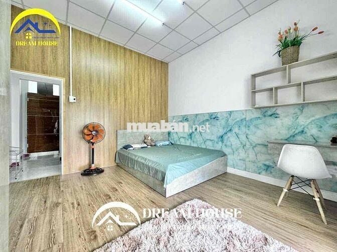 Phòng trọ, chung cư mini ngay Huit, Vhu ban công tách bếp