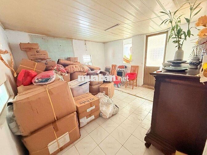 Nóng! Hơn 5 tỷ Sổ đỏ đẹp CC = 40m2 phố Minh Khai, Dân xây 3 tầng Ko QH