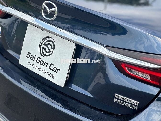 Mazda 6 2.0 Premium 2021 Đen 40.000 km