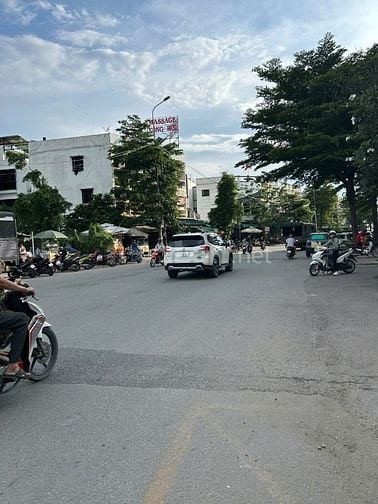NHÀ 7 X 17M - XÂY 5 TẦNG - MẶT TIỀN ĐƯỜNG RỘNG 20M - BÁN 11.9 TỶ