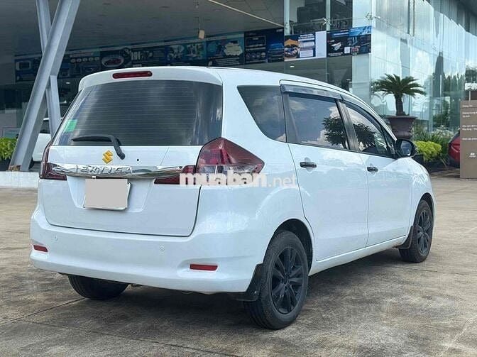 Suzuki Ertiga 2017 Trắng Tự động - Tiết kiệm xăng.