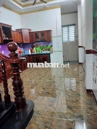 Cho thuê nhà trệt lầu đường rộng rãi gần ngã tư Chiêu Liêu