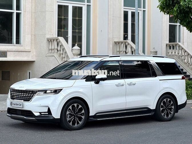 Kia Carnival Signature 2024 Trắng 7 chỗ Diesel