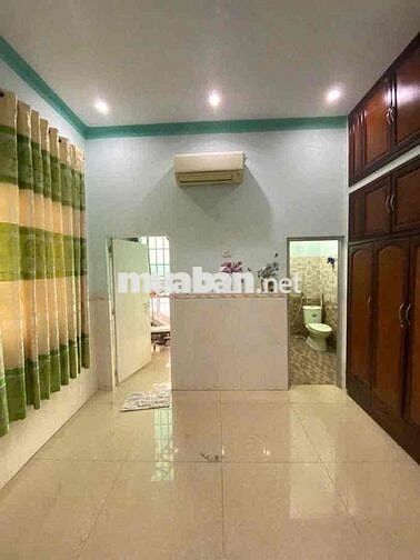 CHO THUÊ Nhà 2 lầu phường Trung Dũngu.   - Nhà cách đường Nguyễn Ái Qu