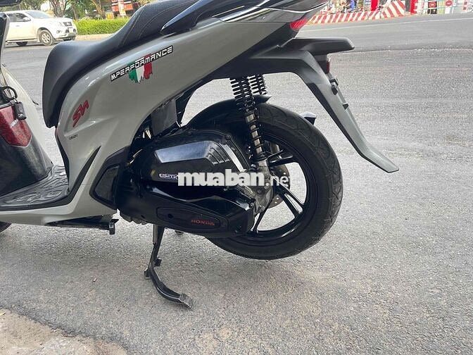 Honda SH 125 CBS Bạc