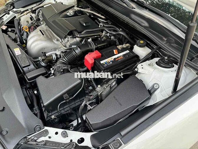 Toyota Camry 2.0G 2021 Trắng 33.000km