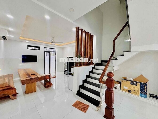 CHO THUÊ NHÀ Ở NGUYÊN CĂN 4PN MỸ GIA GIÁ 22 TRIỆU/THÁNG
