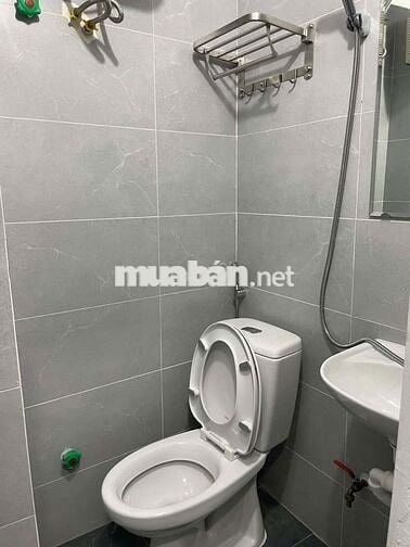 Cho thuê nhà Ngọc Hà 35m², 4 tầng, 4PN, lô góc 2 thoáng 13 triệu/tháng