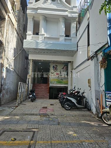 TÔI CẦN BÁN 239 LÝ THÁI TỔ GẦN CV GIỌT NƯỚC HẦM 6 TẦNG T.MÁY GIÁ 42 TỶ