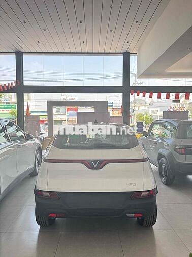 VinFast VF5 Trắng Xe sẵn đủ màu giá tốt