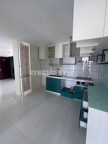Chung cư Carillon2, 2PN Nội thất cơ bản,cho thuê 9,5tr/th có ban công.