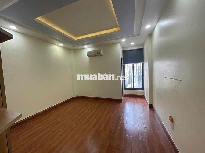 NHÀ KHU LÊ VĂN QUỚI [ 4 x18] 3 LẦU (5PN,6WC) HẺM 8M THÔNG