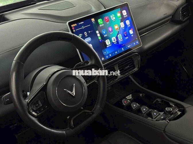 Bán xe VinFast VF8S màu xám đẹp Free sạc KM >80 Tr