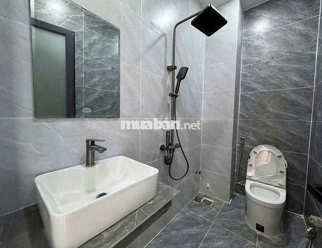 Cần cho thuê nhà MT 10A Võ Thành Trang P.11 Q.Tân Bình