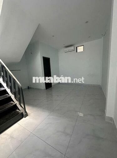 Cần cho thuê nhà MT 10A Võ Thành Trang P.11 Q.Tân Bình