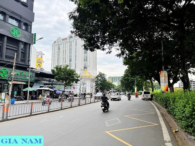BÁN NHÀ MẶT TIỀN KINH DOANH : ĐƯỜNG BỜ BAO TÂN THẮNG - P. SƠN KỲ -Q.TP