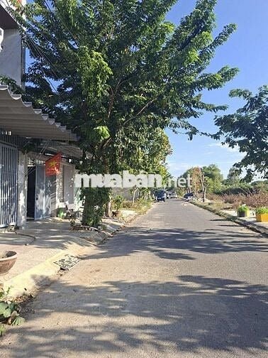 Bán lô đất  đường 5.5M Khu làng đại Học Đà Nẵng