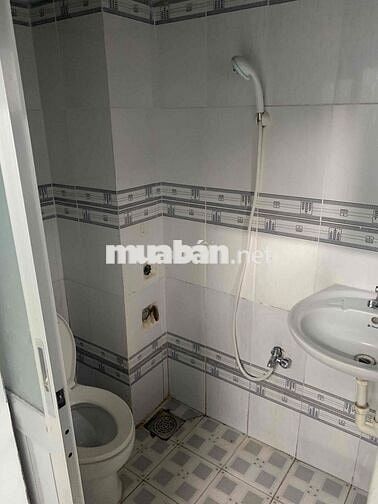 phòng trọ có máy lạnh 15m2 gần Cộng Hoà, Q.Tân Bình
