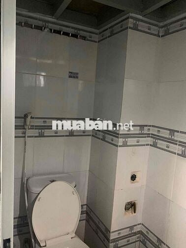 phòng trọ có máy lạnh 15m2 gần Cộng Hoà, Q.Tân Bình