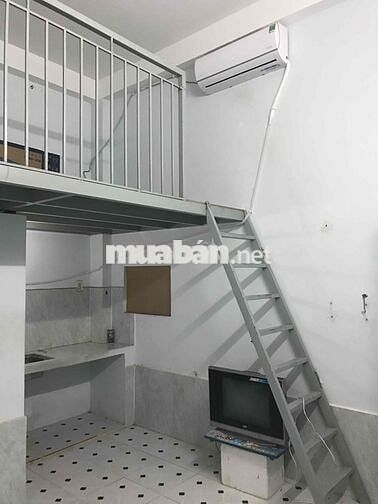 phòng trọ có máy lạnh 15m2 gần Cộng Hoà, Q.Tân Bình