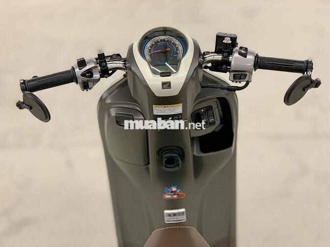 Honda Scoopy 2024 Trắng nhám BSTP Chính Chủ Xe Đẹp
