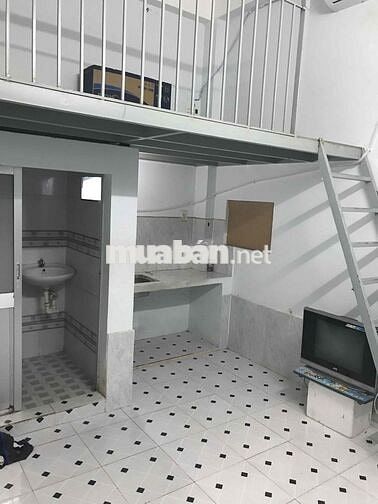 phòng trọ có máy lạnh 15m2 gần Cộng Hoà, Q.Tân Bình