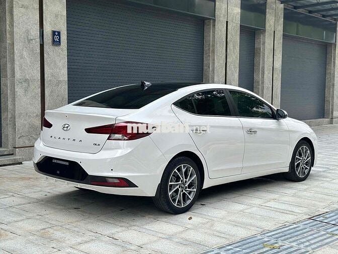 Cần Bán Hyundai Elantra 2.0Gls 2021 Trắng  xe đẹp