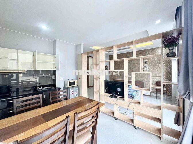 Căn Hộ 1PN View Kính 35m2 FullNT Có Thang Máy Ngay Hàng Xanh , Cầu SG