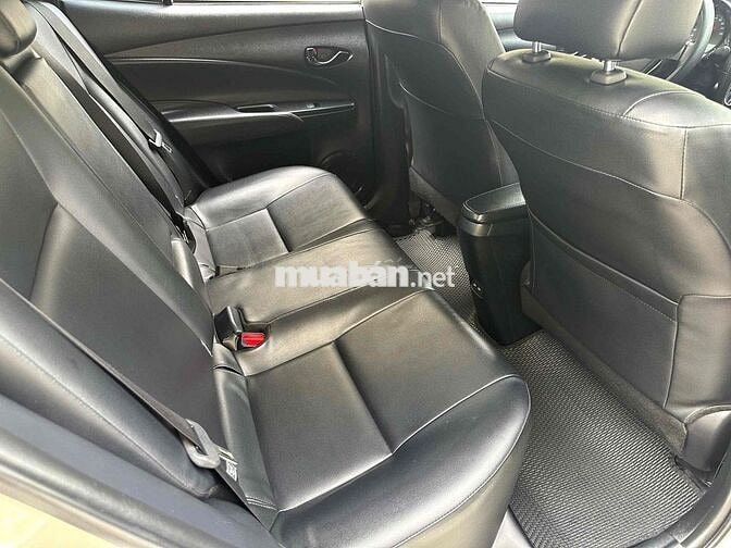 Cần Bán Toyota Vios 1.5E 2023 Số sàn Vàng cát