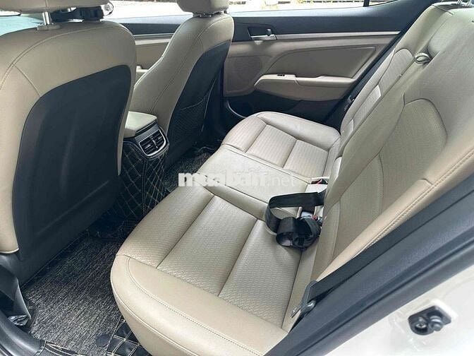 Cần Bán Hyundai Elantra 2.0Gls 2021 Trắng  xe đẹp