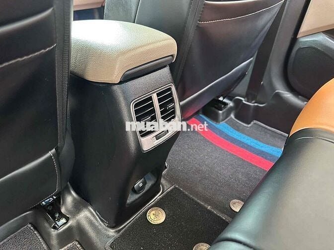 Cần Bán  Hyundai Accent 2022 1.4 AT Tự động xe đep