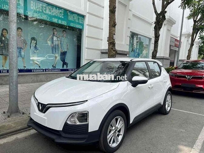 VinFast VF 5 Plus ưu đãi khủng sẵn giao ngay