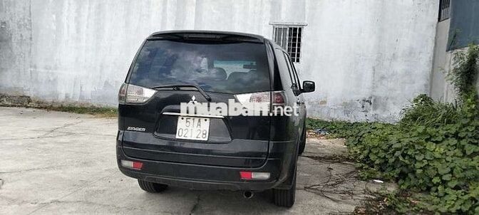 Mitsubishi Zinger 2009 Tự động Đen