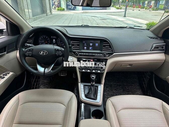 Cần Bán Hyundai Elantra 2.0Gls 2021 Trắng  xe đẹp