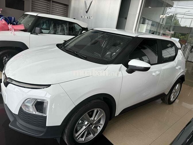 VinFast VF 5 Plus ưu đãi khủng sẵn giao ngay