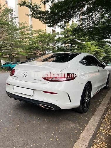 Mercedes-Benz C300 Coupe 2 Cửa