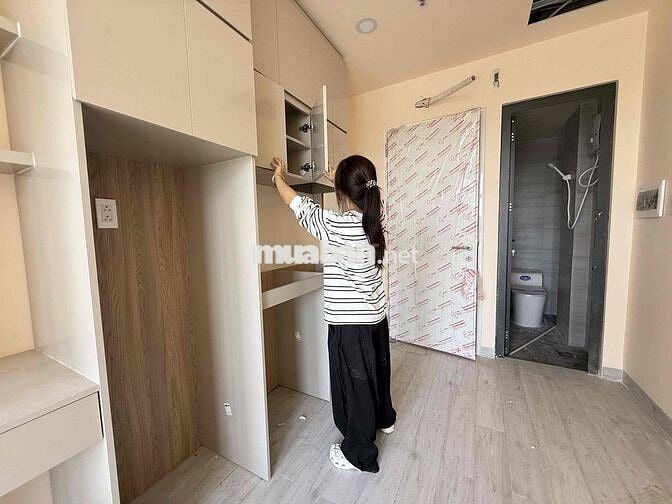 STUDIO BAN CÔNG NẰM GẦN TRUNG TÂM QUẬN 7 VÀ TIỆN QUA TDTU