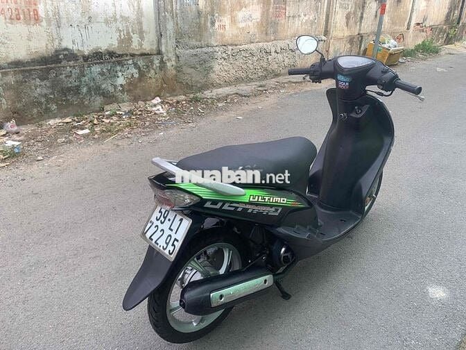 Yamaha Ultimo Đen Tự động