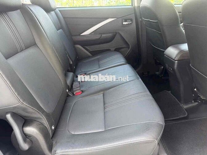 Mitsubishi Xpander Premium 2024 Trắng 3 vạn