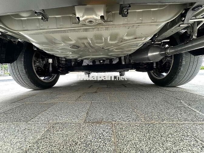 Cần Bán Toyota Vios 1.5E 2023 Số sàn Vàng cát