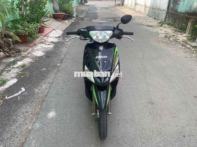Yamaha Ultimo Đen Tự động