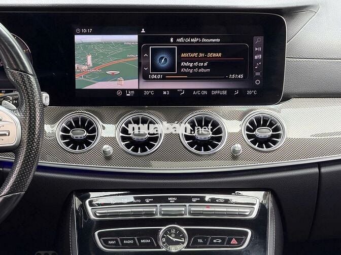 Mercedes-Benz E300 AMG 2020 Trắng/Đen 72000 km