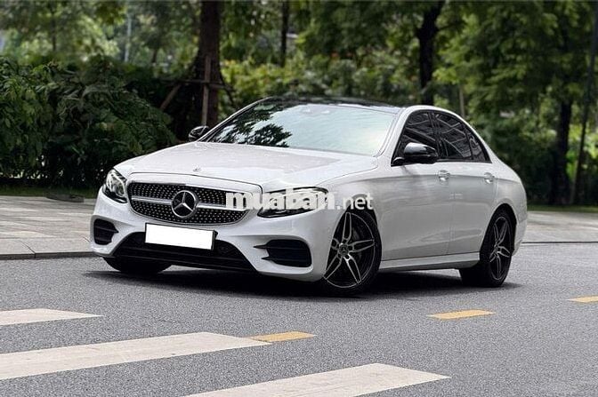 Mercedes-Benz E300 AMG 2020 Trắng/Đen 72000 km
