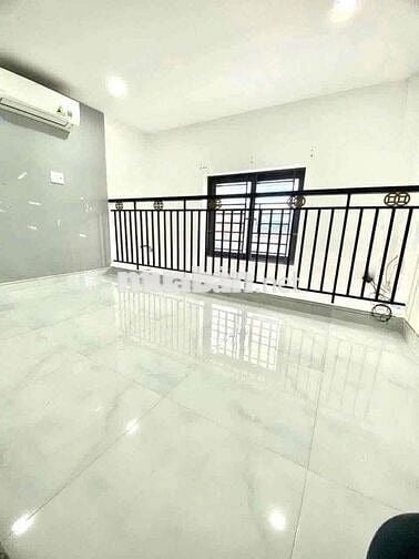 nhà nc mới đẹp hxh tr L 2 lầu st 3pn 4vs lê trực p7 bình thạnh