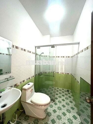 STUDIO BANCOL NGAY ĐẠI HỌC NGUYỄN TẤT THÀNH Q12