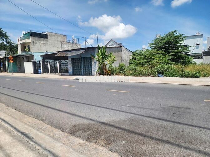 MẶT TIỀN ĐƯỜNG SUỐI LỘI, Củ Chi 5x30=150m2 Sổ riêng 1 tỷ 1 xây tự do